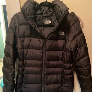 North Face winter puffer jacket size M